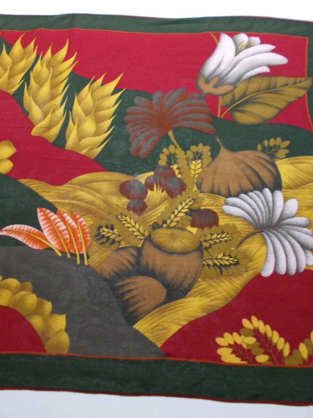 AMANDA SMITH Scarf Square 33 x 33 Autumn Botanical 100% RAYON VTG